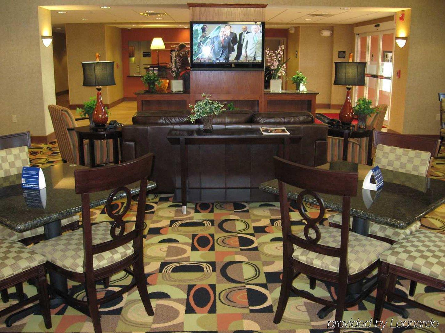 Hampton Inn & Suites Davenport Restaurante foto